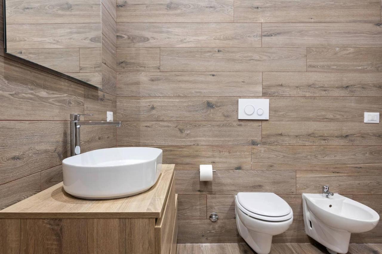Ferienwohnung Modern And New Flat In Duomo Area Mailand Exterior foto