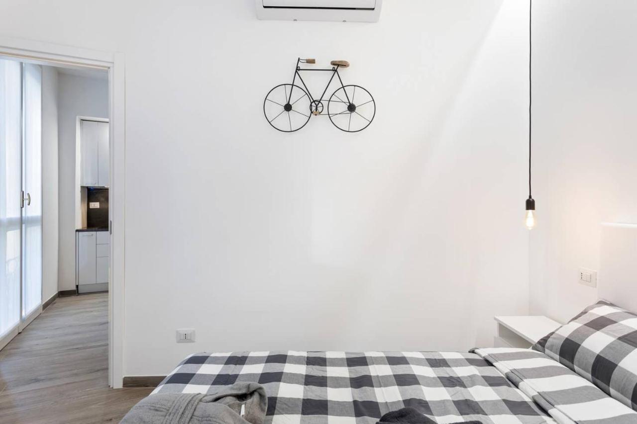 Ferienwohnung Modern And New Flat In Duomo Area Mailand Exterior foto
